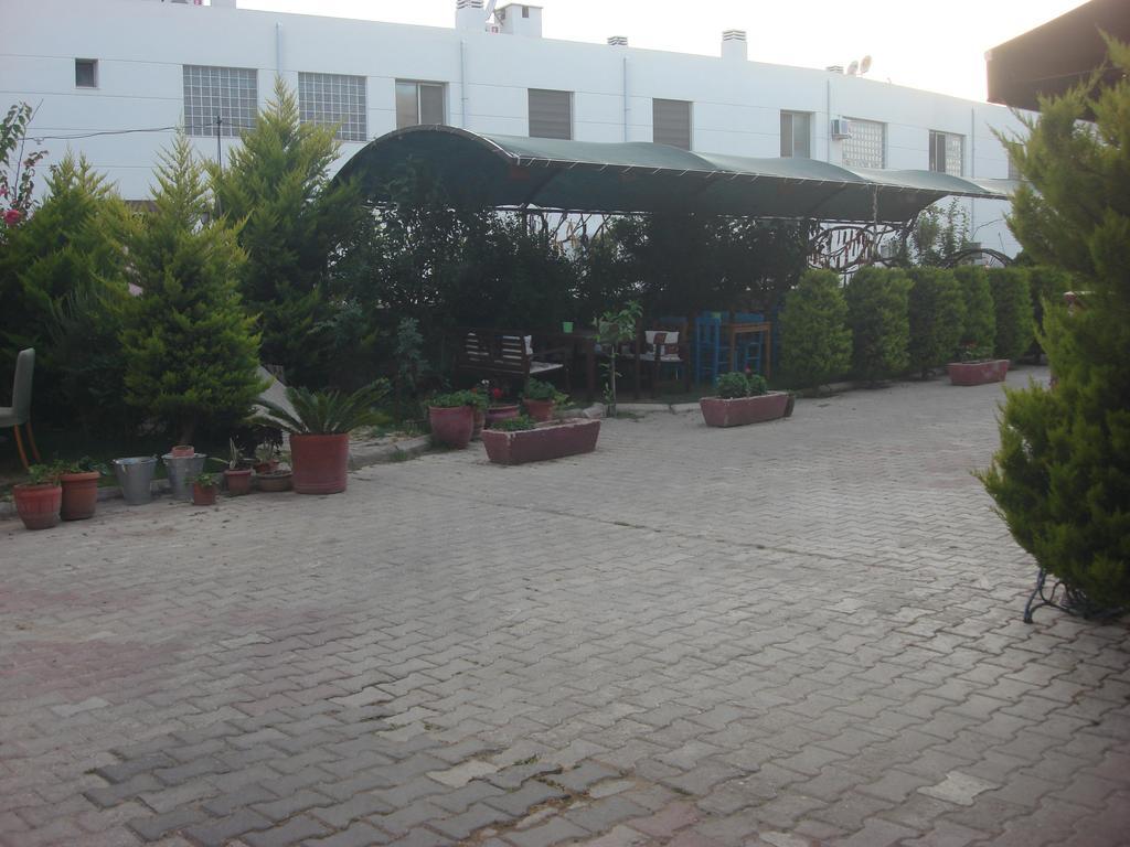 Second Spring Hotel Çeşme Buitenkant foto