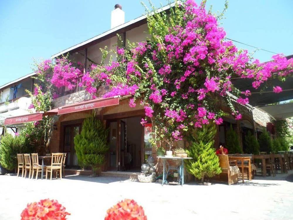 Second Spring Hotel Çeşme Buitenkant foto